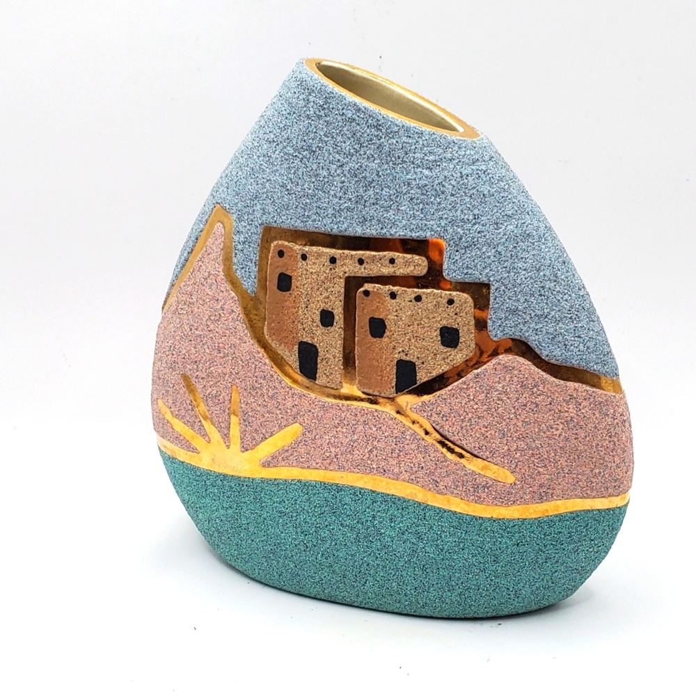 Southwestern Sand Pottery Art Vase Pueblo 14 Karat Gold Accents Village Scenery